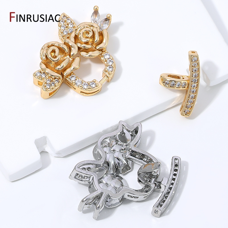 14K Gold Plated Brass Zircon F - Flower Wall Panel recension och pris