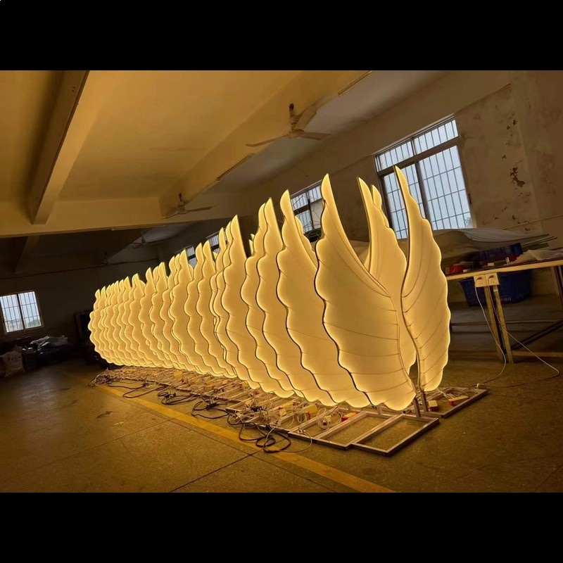 Glowing Angel Wings Light Prop - Event & Party Supply Photos recension och pris